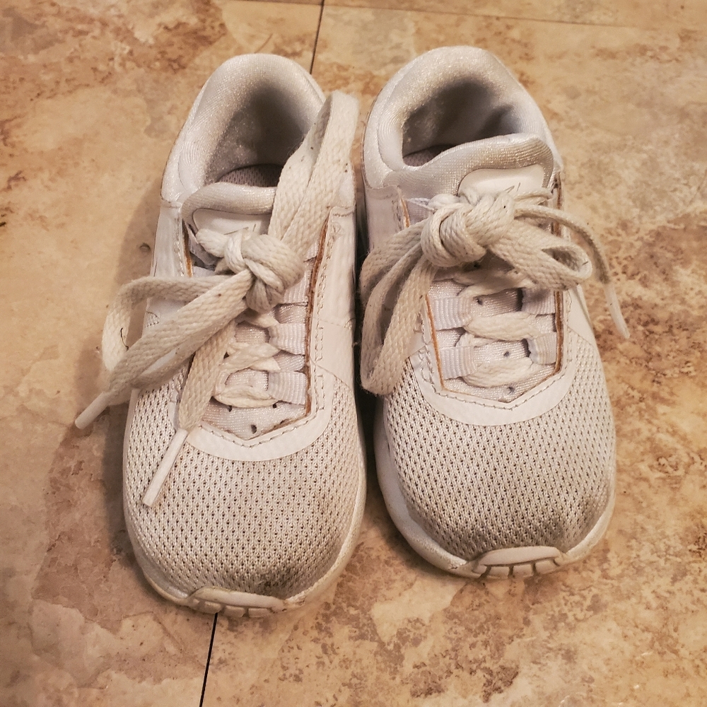Toddler Air Max sz 6c